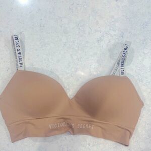 Victoria Secret Body by Victoria Bralette - medium